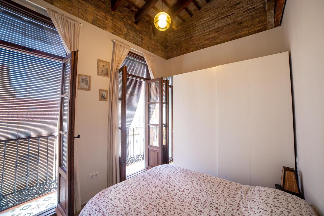 Maritime House * Valenza